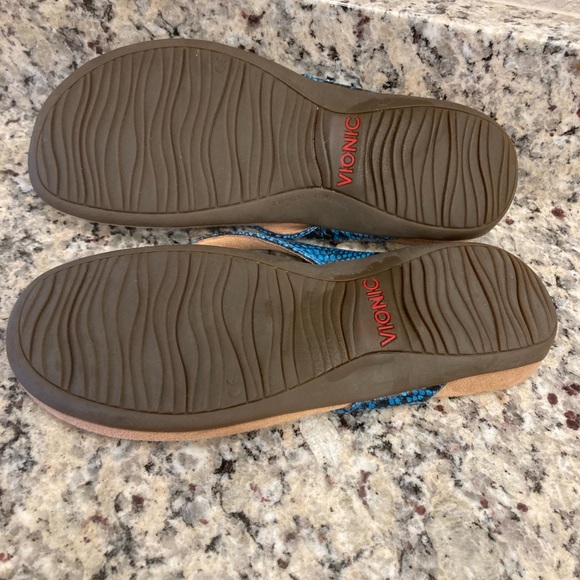 Vionic Sandals - Picture 7 of 7